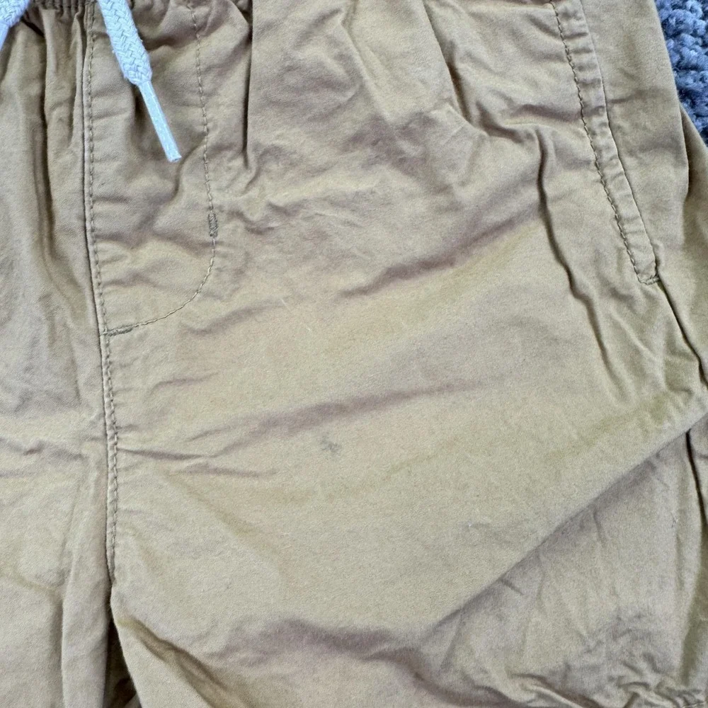 Old Navy see slightly